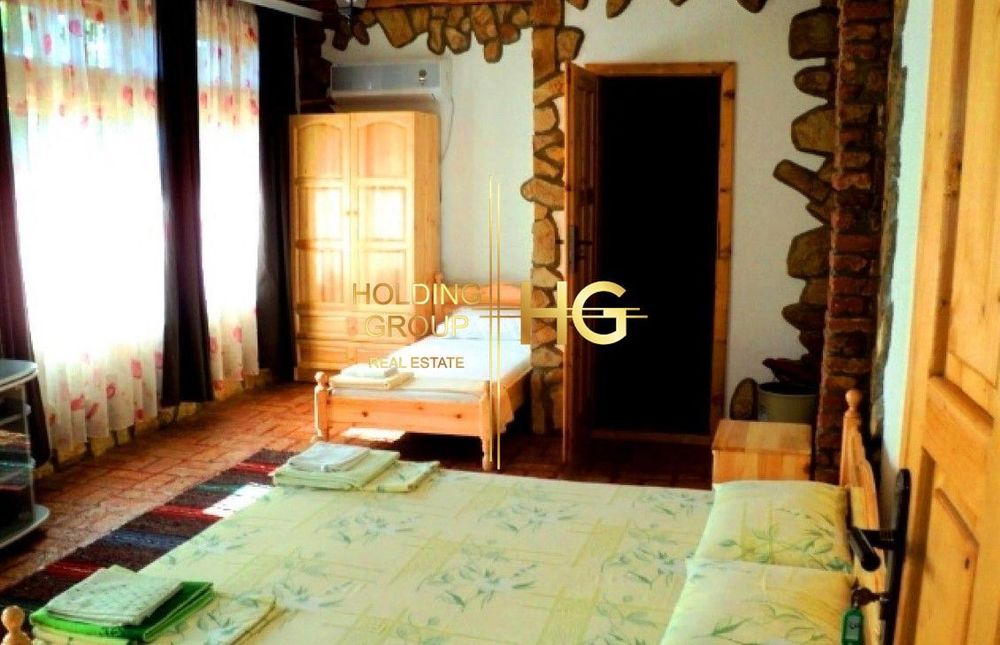 Продава се Хотел в Варна, м-т Боровец - юг - 700 кв.м за 1215 €/кв.м - Снимка #3