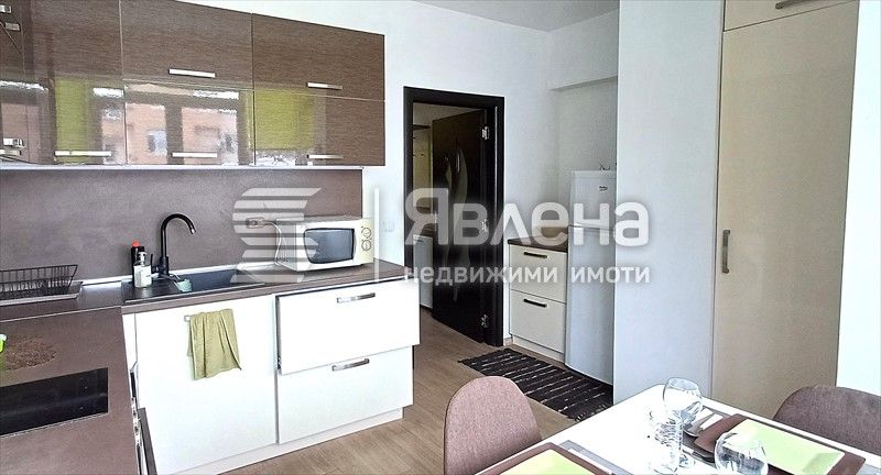 Продава се Тристаен апартамент в София, Център - 80 кв.м за 3688 €/кв.м - Снимка #6