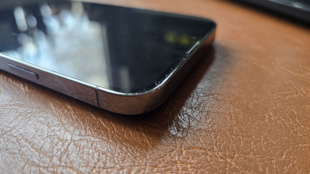 Продавам Iphone 13 pro max