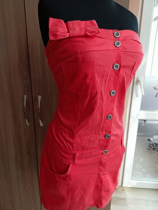 Страхотна Нежна Рокля