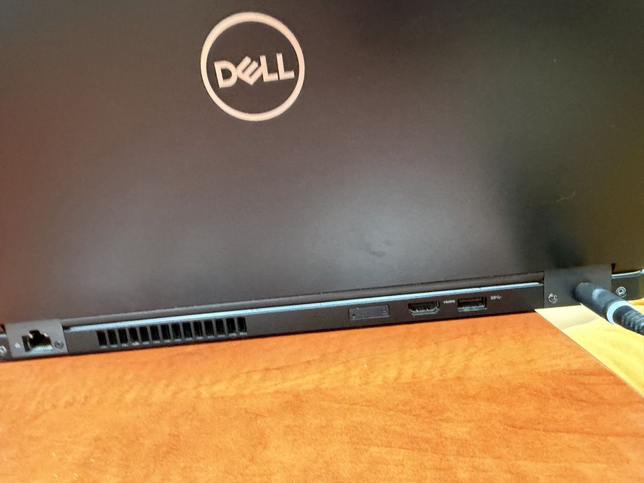 Laptop Dell Latitude 5490