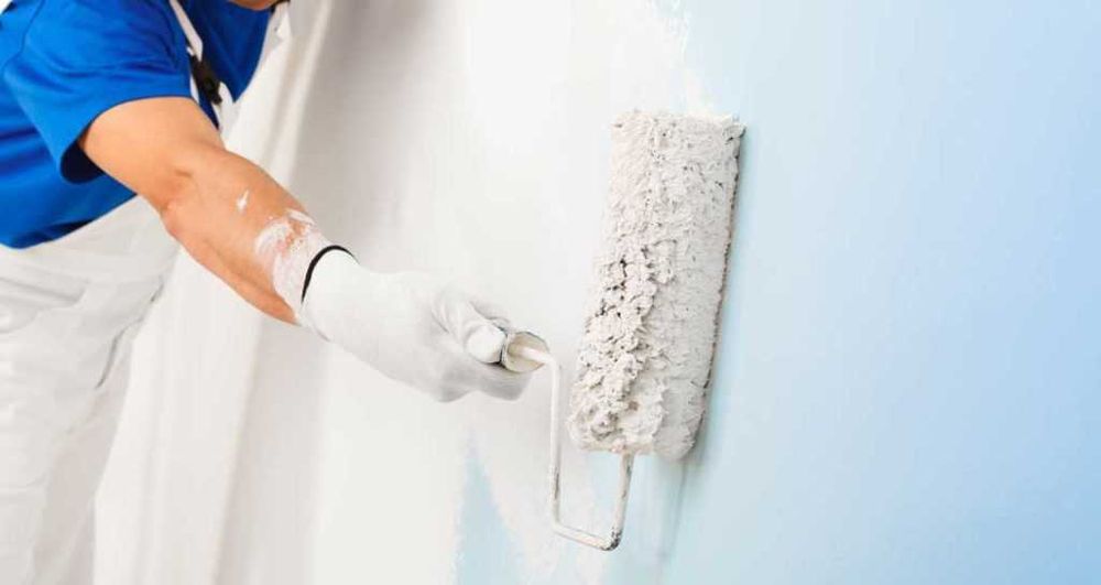 Reparații, revopsiri, finisaje la cerere direct la meseriaș.