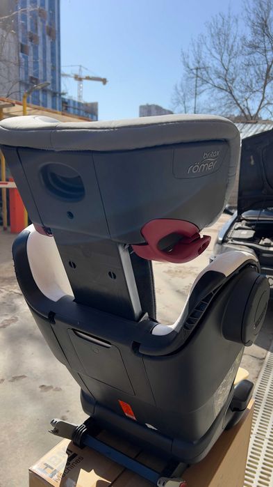 Детско столче за кола висок клас Britax Romer KIDFIX III M 15-36 кг