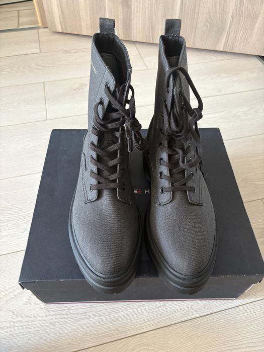 Botine de dama Tommy Hilfiger din denim noi