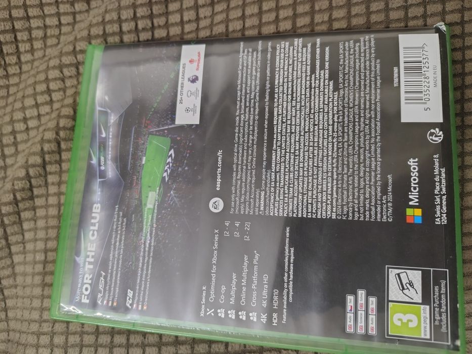 Vand FC 25 xbox 99 lei