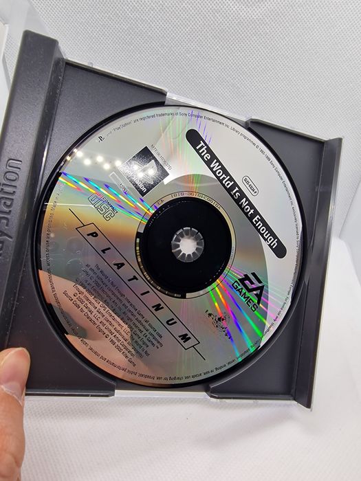 007 The World is not enough PS1 Platinum