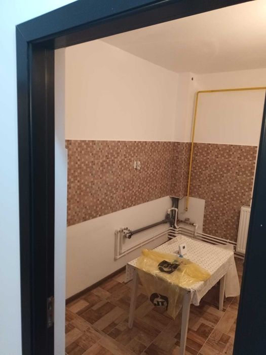 Apartament de 3 camere decomandat, Măcin, Tulcea