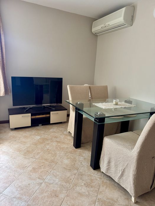 Двустаен апартамент под наем в Oasis Resort Lozenets