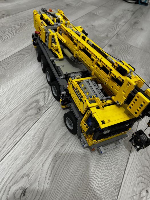 Lego 42009-1 Mobile Crane Mk II