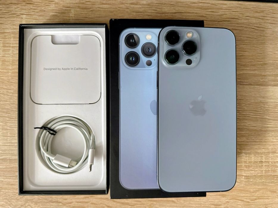 Iphone 13 pro. Max impecabil cutie  + cablu original