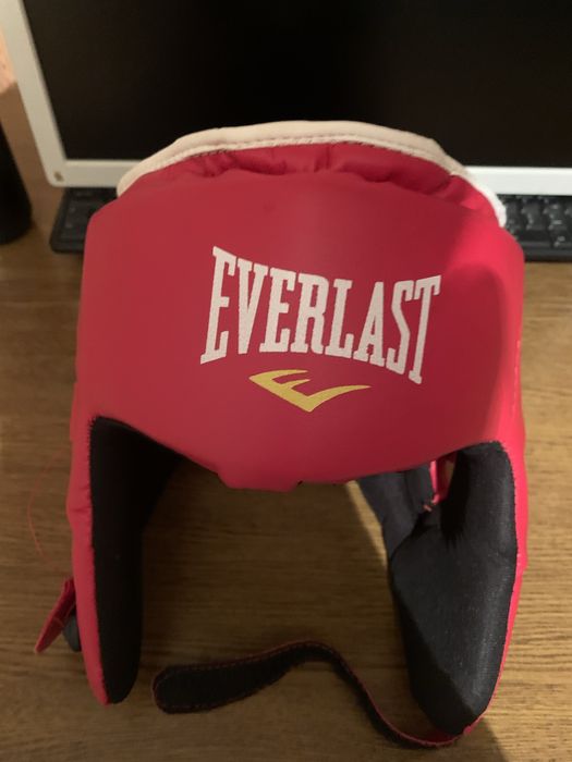Шлем доя бокса EVERLAST