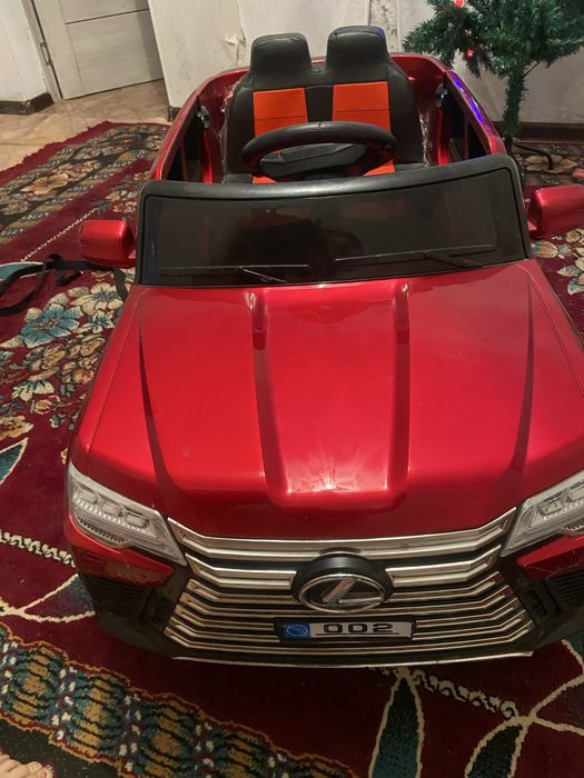 Продается машина детская