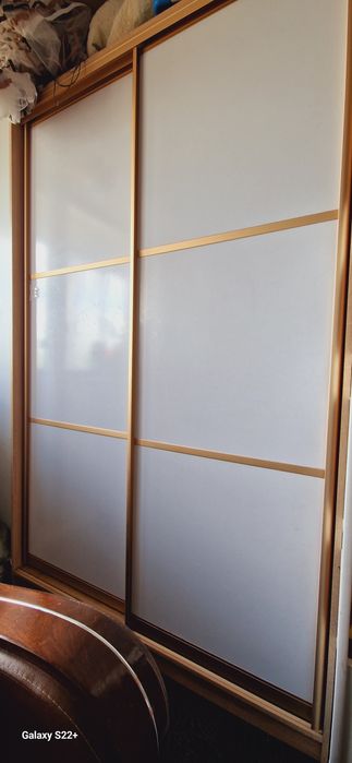 Продам срочно шкаф купе