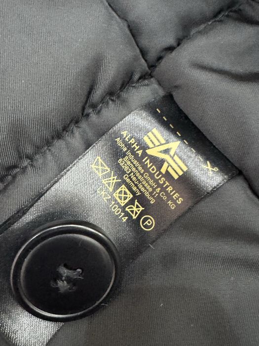 Мъжка парка ALPHA INDUSTRIES . Размер М