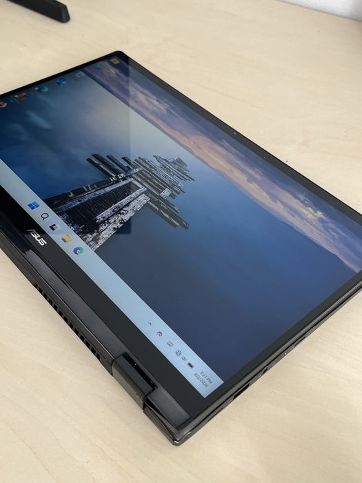 ASUS ZenBook Flip 14 UX463F | Intel Core i7 | Touchscreen | Flip 360° | ScreenPad | SSD 477 GB