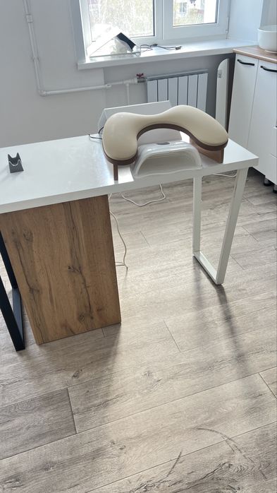 Стол для маникюра