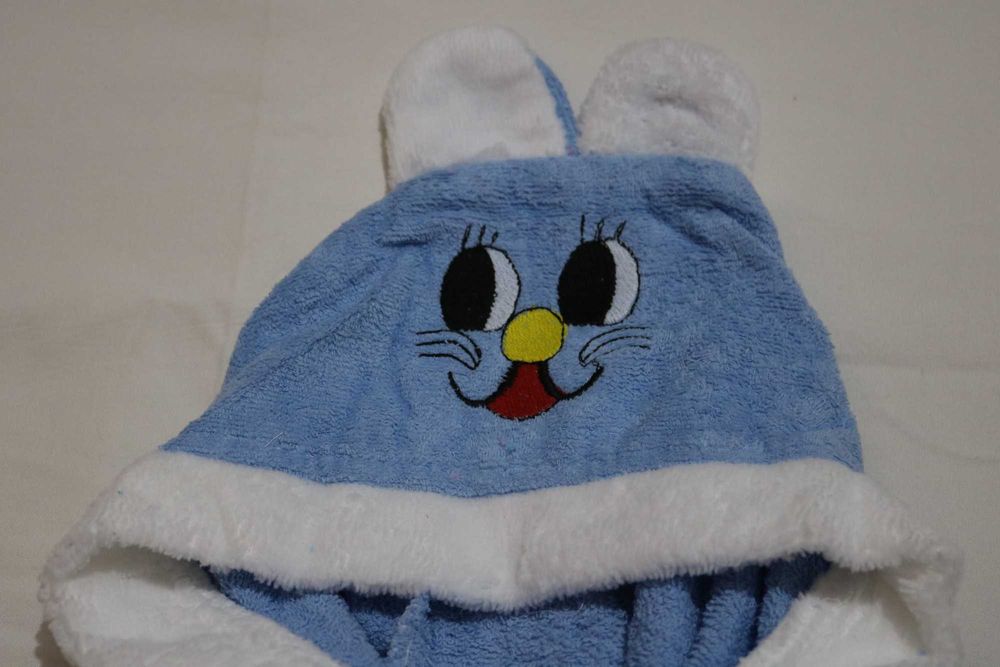 Детски халат подходящ за момче и момиче