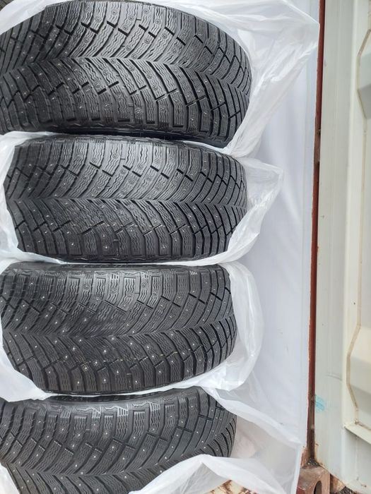 Шины Michelin 255/40/21