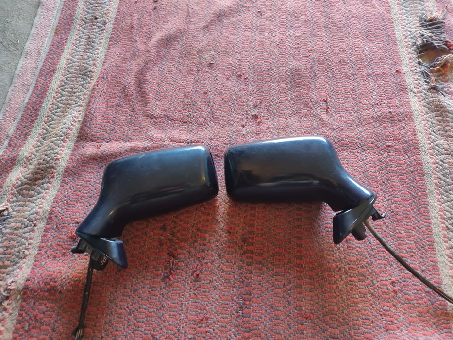 Продам зеркала на Ауди 80 Б4