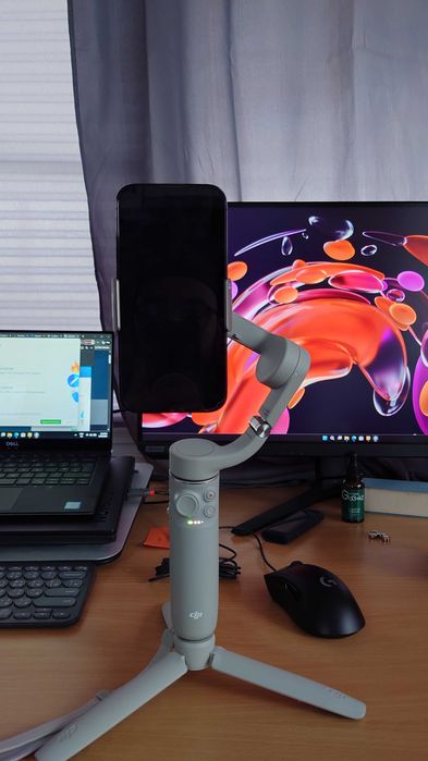 DJI OM5 gimbal за телефон