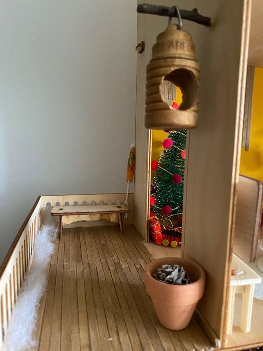 Къща за кукли от дърво