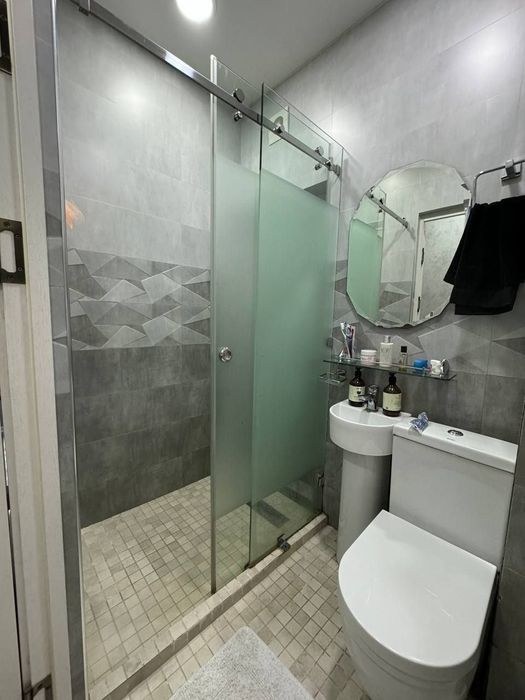 1в2/1/4 Буюк Ипак йули Максим Горький 40м2 Балкон 2х6 Кирпич мебель т.