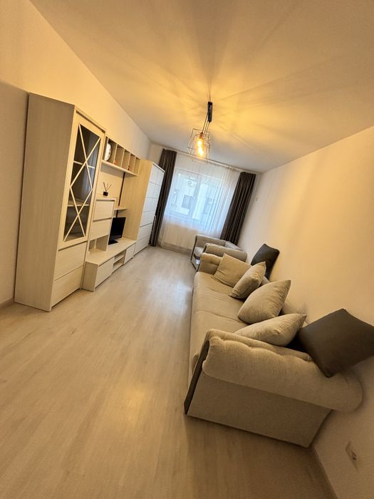 Apartament cu 2 camere de inchiriat