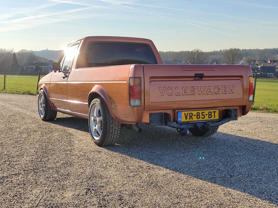 продавам vw caddy mk1