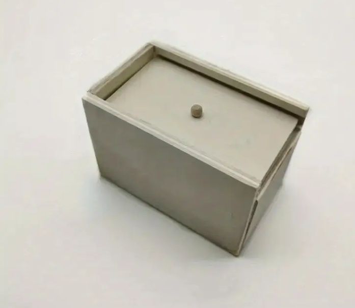 Игрушка для шутки