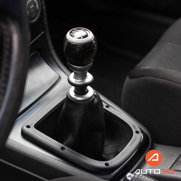 STI рамка около скоростен лост за Subaru Impreza 05-07