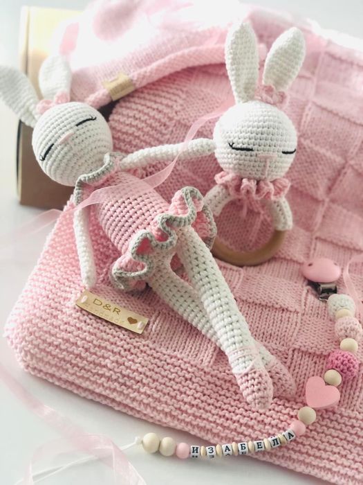 Ръчно плетени подаръци за бебенца