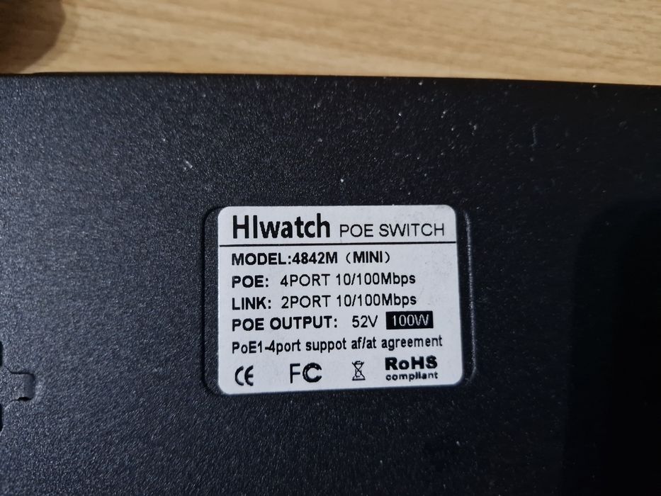 Комутатор POE SWITCH 4FE+2FE