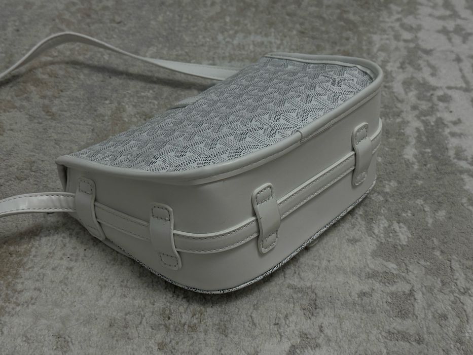 продам сумку Goyard