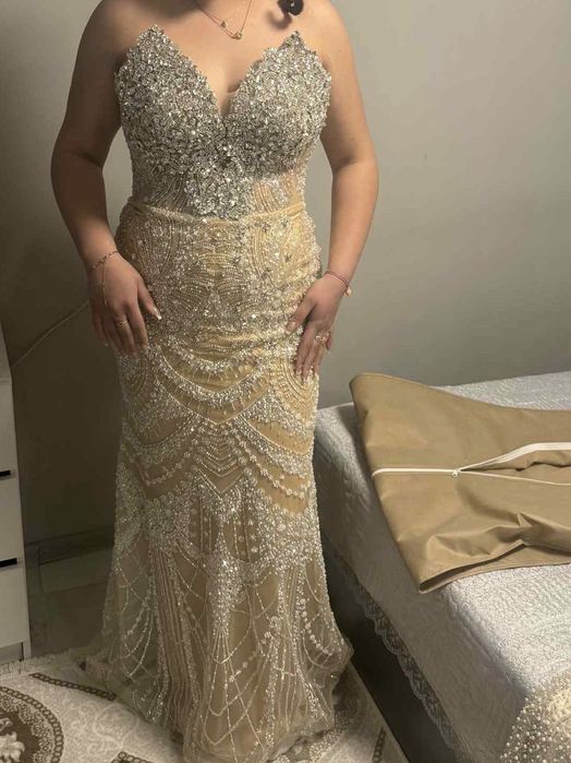 Рокля за повече информация на лично