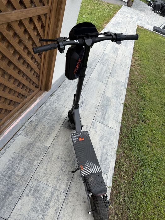 Trotineta kukirin g2