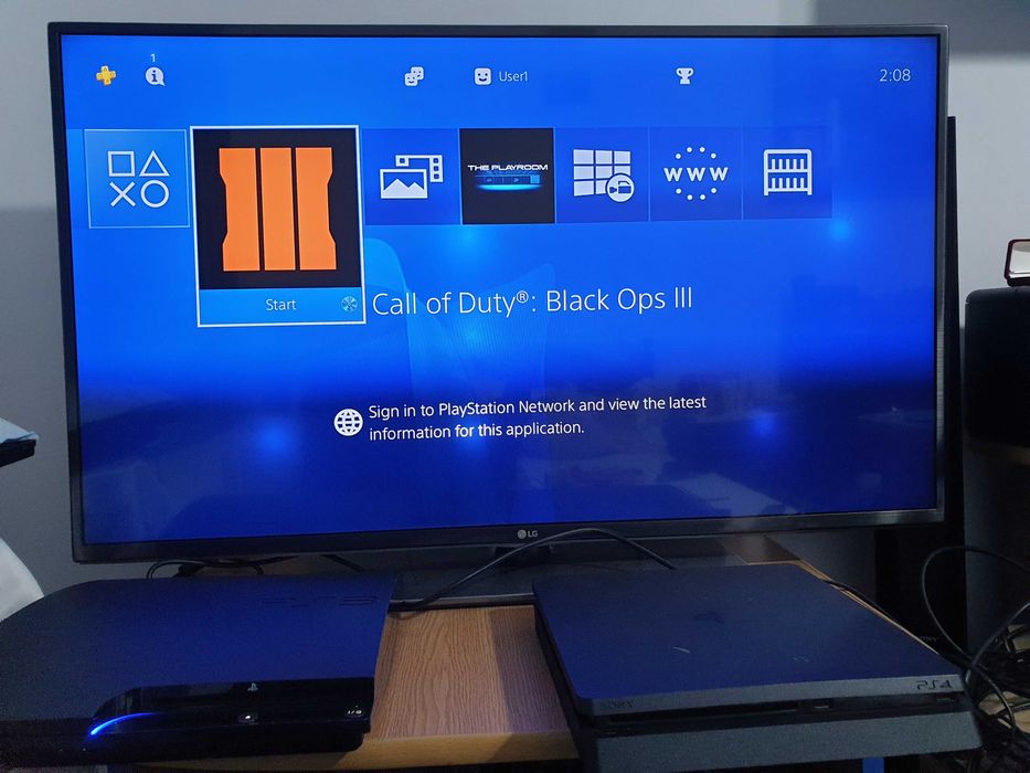 Consolă PS4 Slim 500 GB