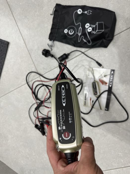 Redresor CTEK  1+1 ( functional+defect)