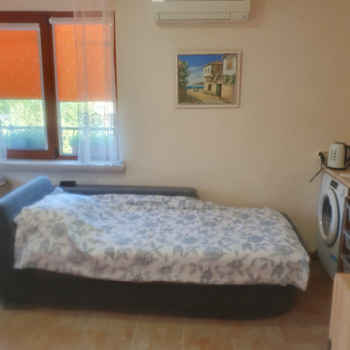 Дава се под наем Многостаен апартамент в Варна, Червен площад - 98 кв.м за 765 € - Снимка #4