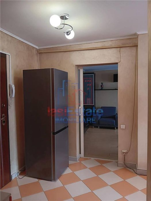 Apartament 3 camere de închiriat – recent renovat, complet mobilat și utilat