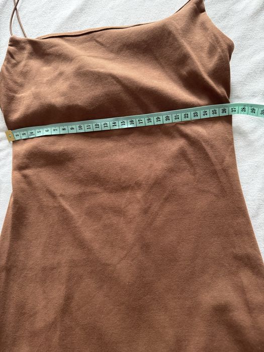 Rochie Pull&Bear maro cu bretele subțiri, mărimea S
