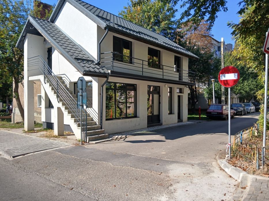 Spatiu comercial+apartament