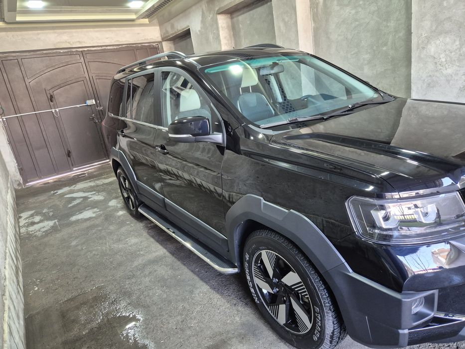 Продам авто SWM G03REV гибрид