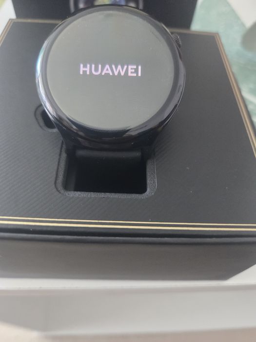 Смарт часовник Huawei watch 4
