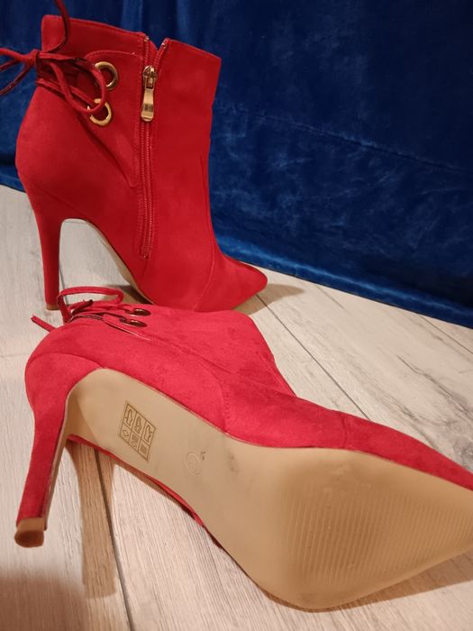 Пролетни боти,много елегантни и качествен,номер 40и