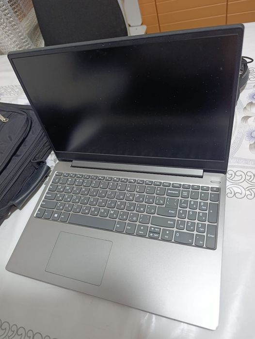 Продам Ноутбук ленова