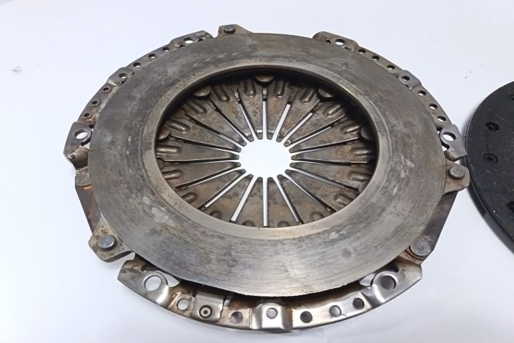 Kit Ambreiaj cu volanta masa dubla Ford Focus a 2-a generatie