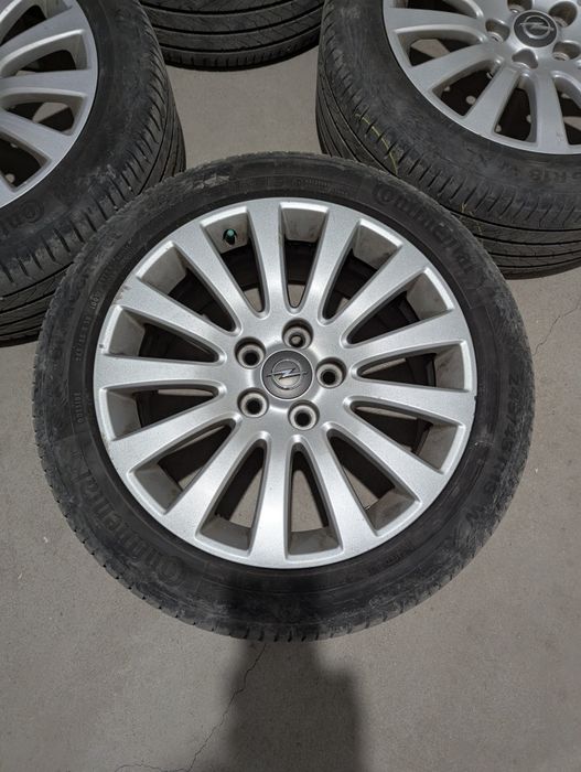 Джанти с гуми 245/45/R18 Continental UltraContact за Opel