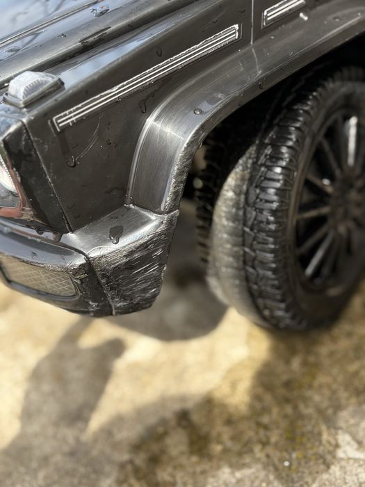 Продавам детска кола за бутане Mercedes G-Class