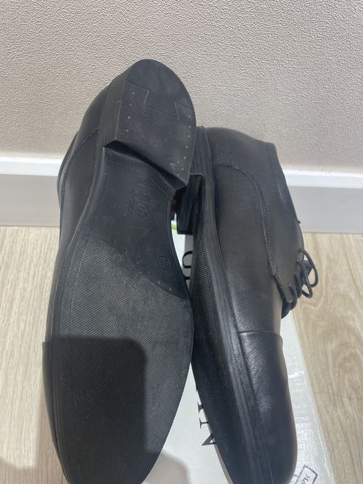 Продам обувь на школьника подростка