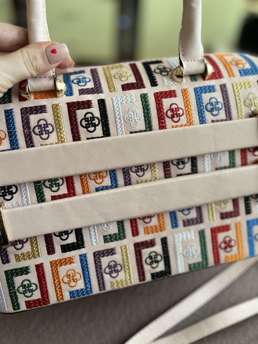 Дамска ежедневна чанта тип куфарче